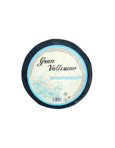 Gran Vallesano three-milk semi-cured cheese. 3 kg approximate