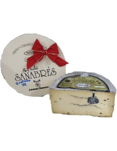 1/2 queijo pecorino trufado com aproximadamente 1500 g de Sanabres