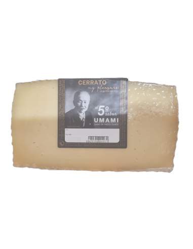 1/2 queijo Umami do Cerrato prêmio nacional 1,4kg. Aproximadamente.